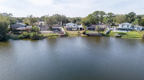 6809 Twelve Oaks Boulevard Tampa FL 33634
