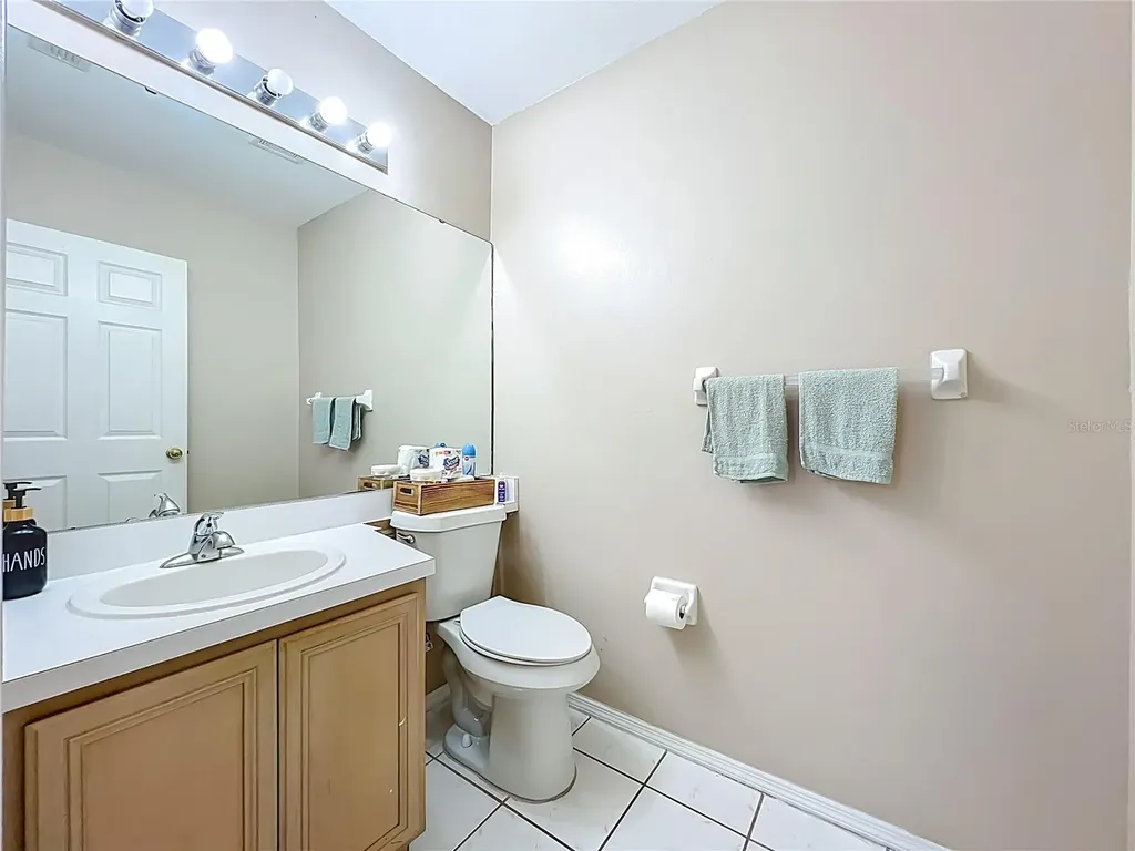 15000 Lake Azure Drive Orlando FL 32824