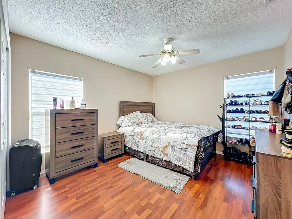 15000 Lake Azure Drive Orlando FL 32824