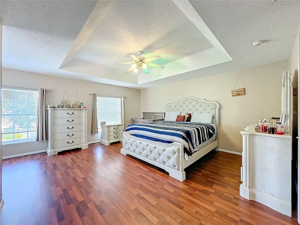 15000 Lake Azure Drive Orlando FL 32824