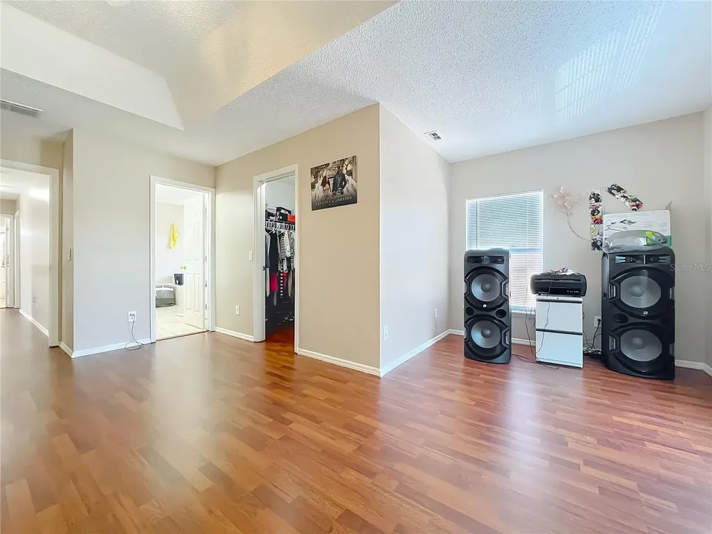 15000 Lake Azure Drive Orlando FL 32824