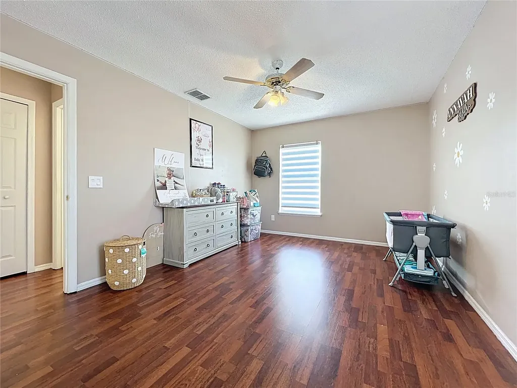 15000 Lake Azure Drive Orlando FL 32824