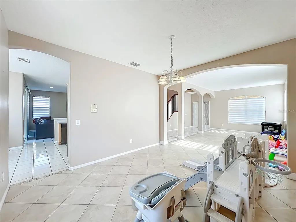 15000 Lake Azure Drive Orlando FL 32824