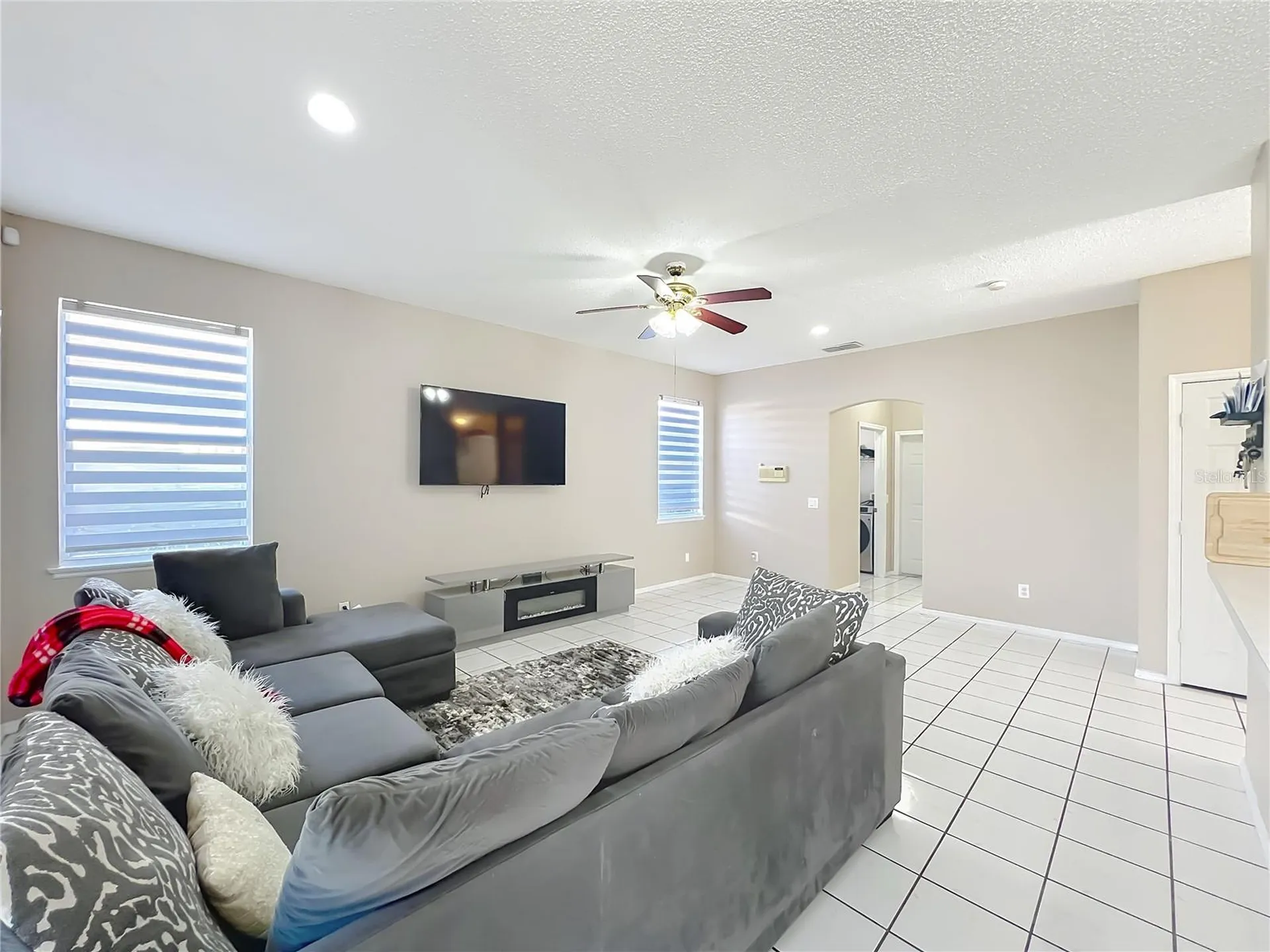 15000 Lake Azure Drive Orlando FL 32824