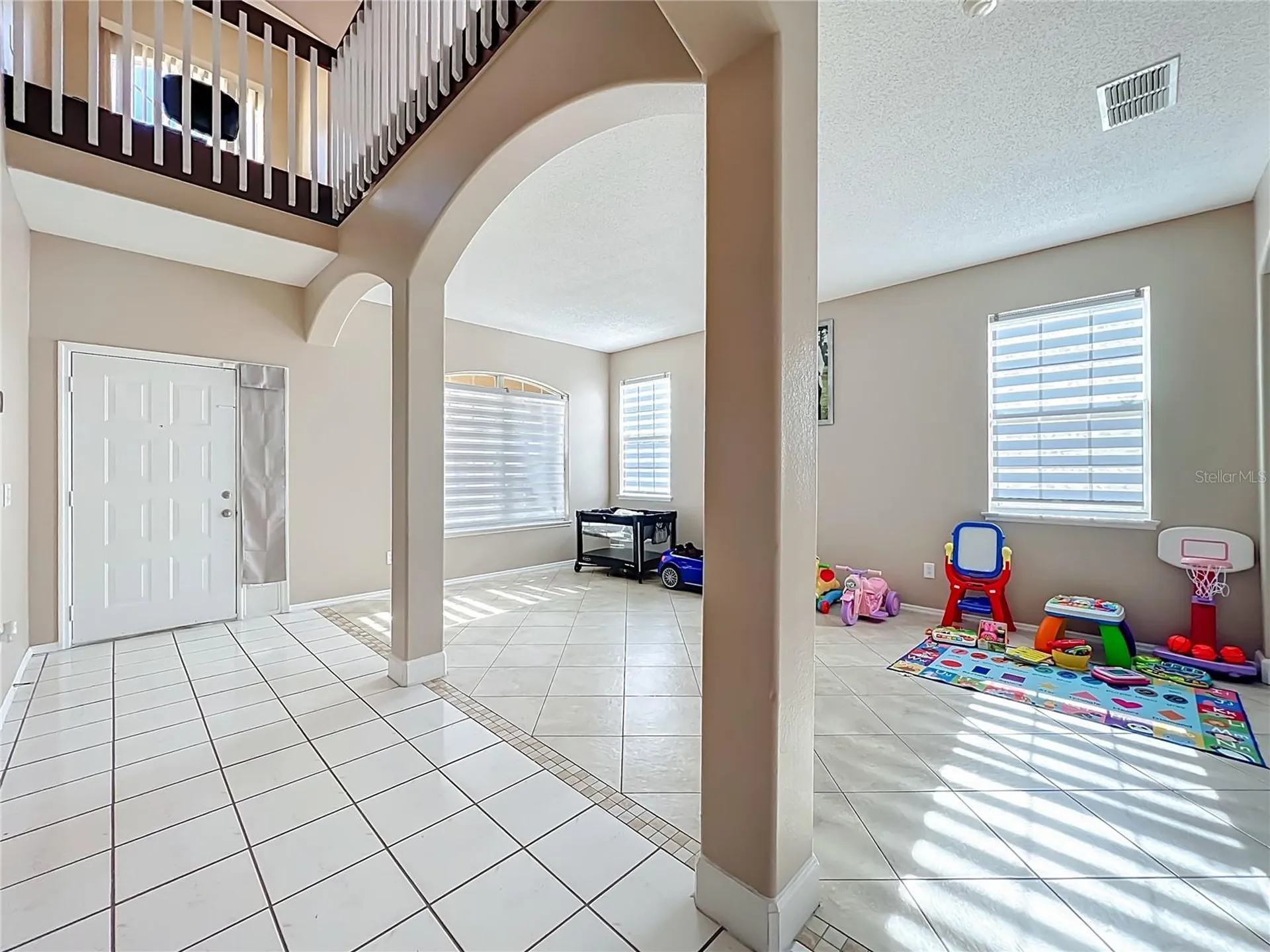 15000 Lake Azure Drive Orlando FL 32824