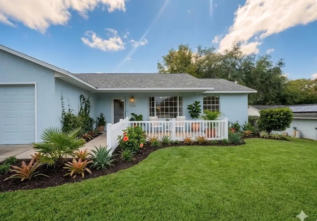 36422 Birdie Court Grand Island FL 32735