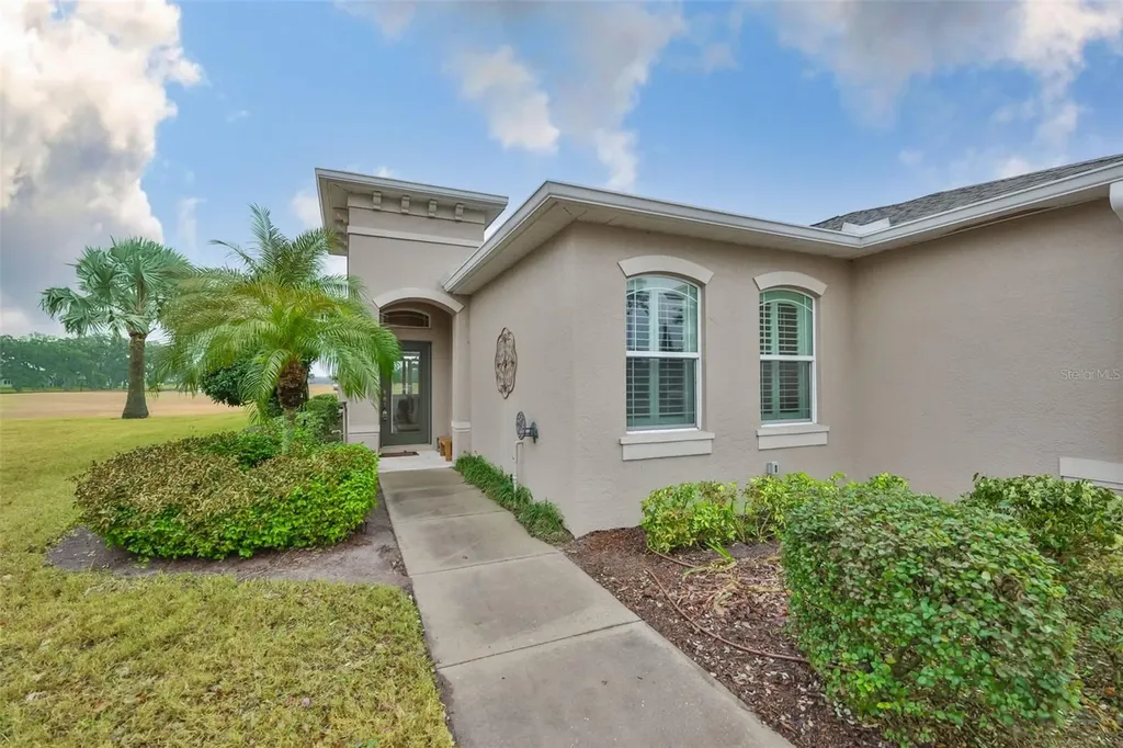 2203 Oakley Green Drive Sun City Center FL 33573