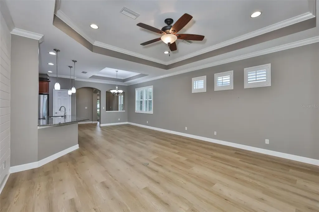 2203 Oakley Green Drive Sun City Center FL 33573