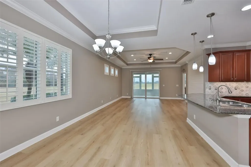 2203 Oakley Green Drive Sun City Center FL 33573