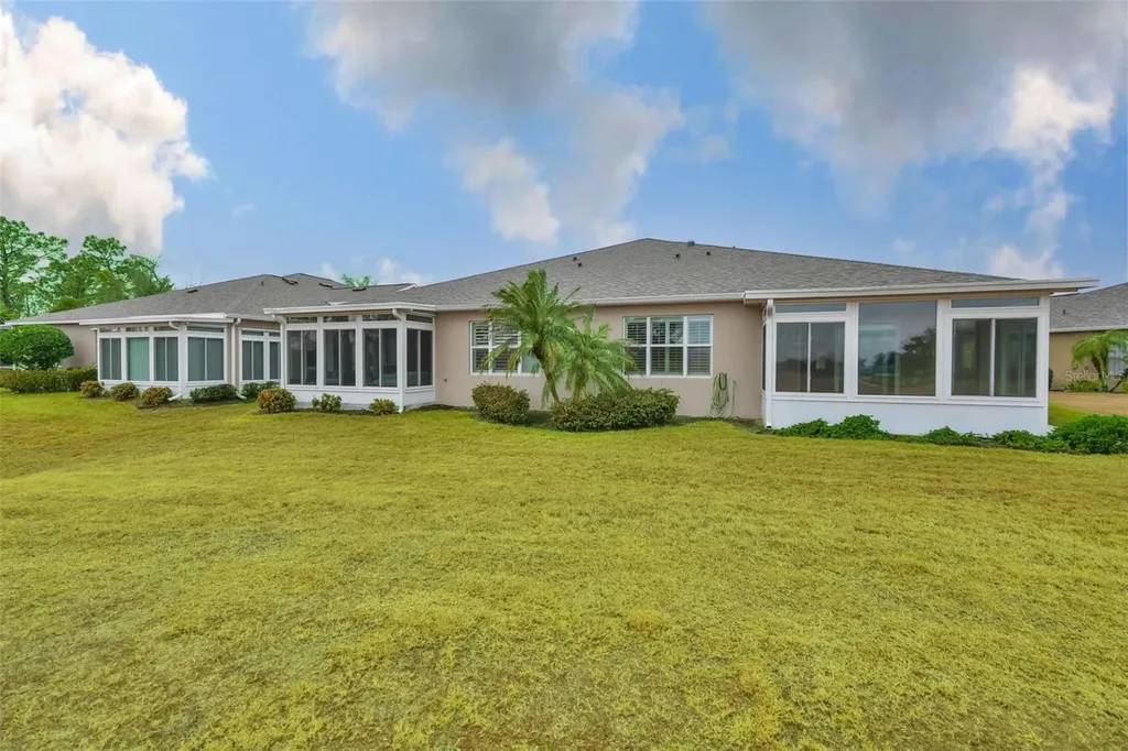 2203 Oakley Green Drive Sun City Center FL 33573