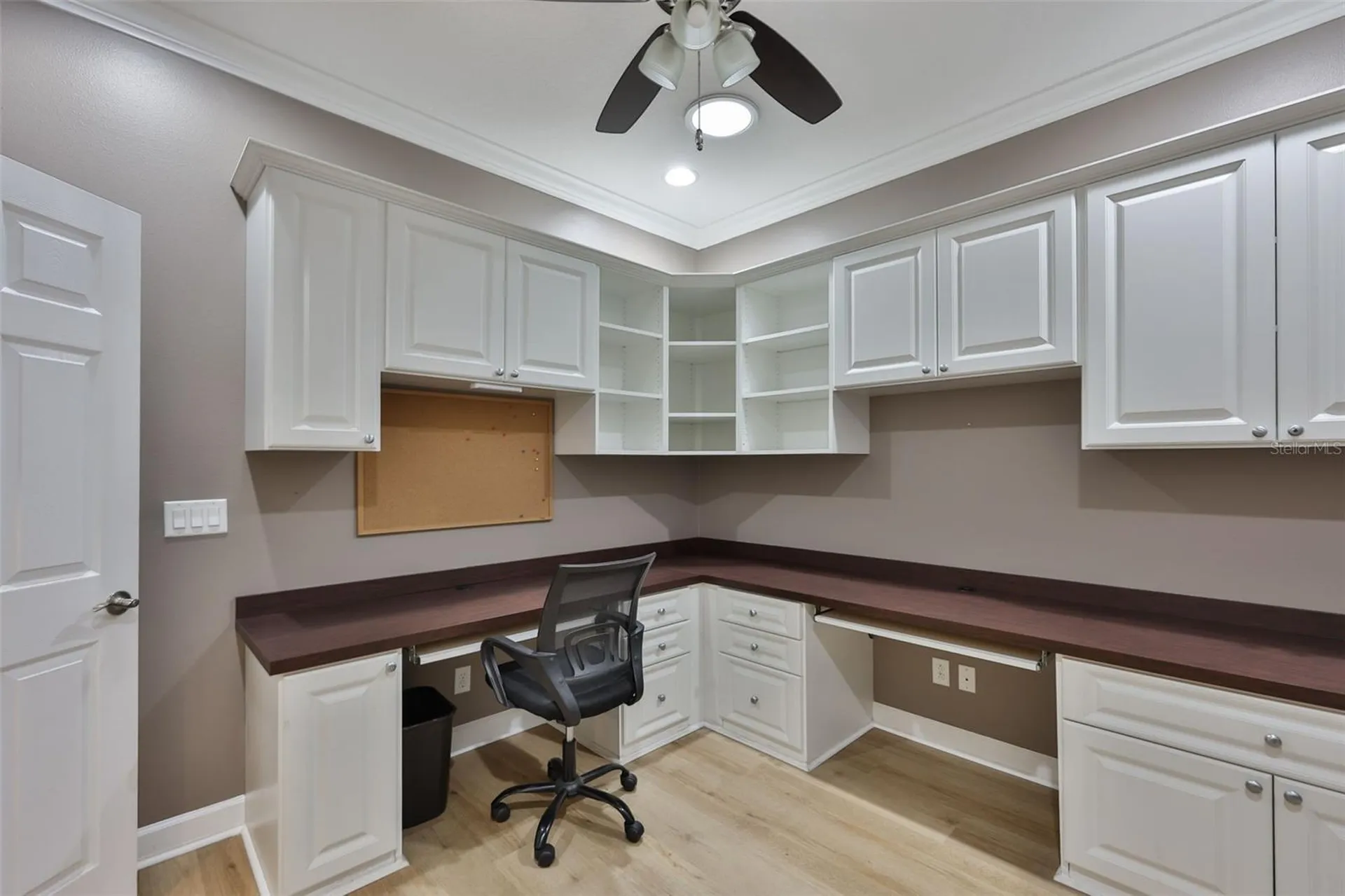 2203 Oakley Green Drive Sun City Center FL 33573
