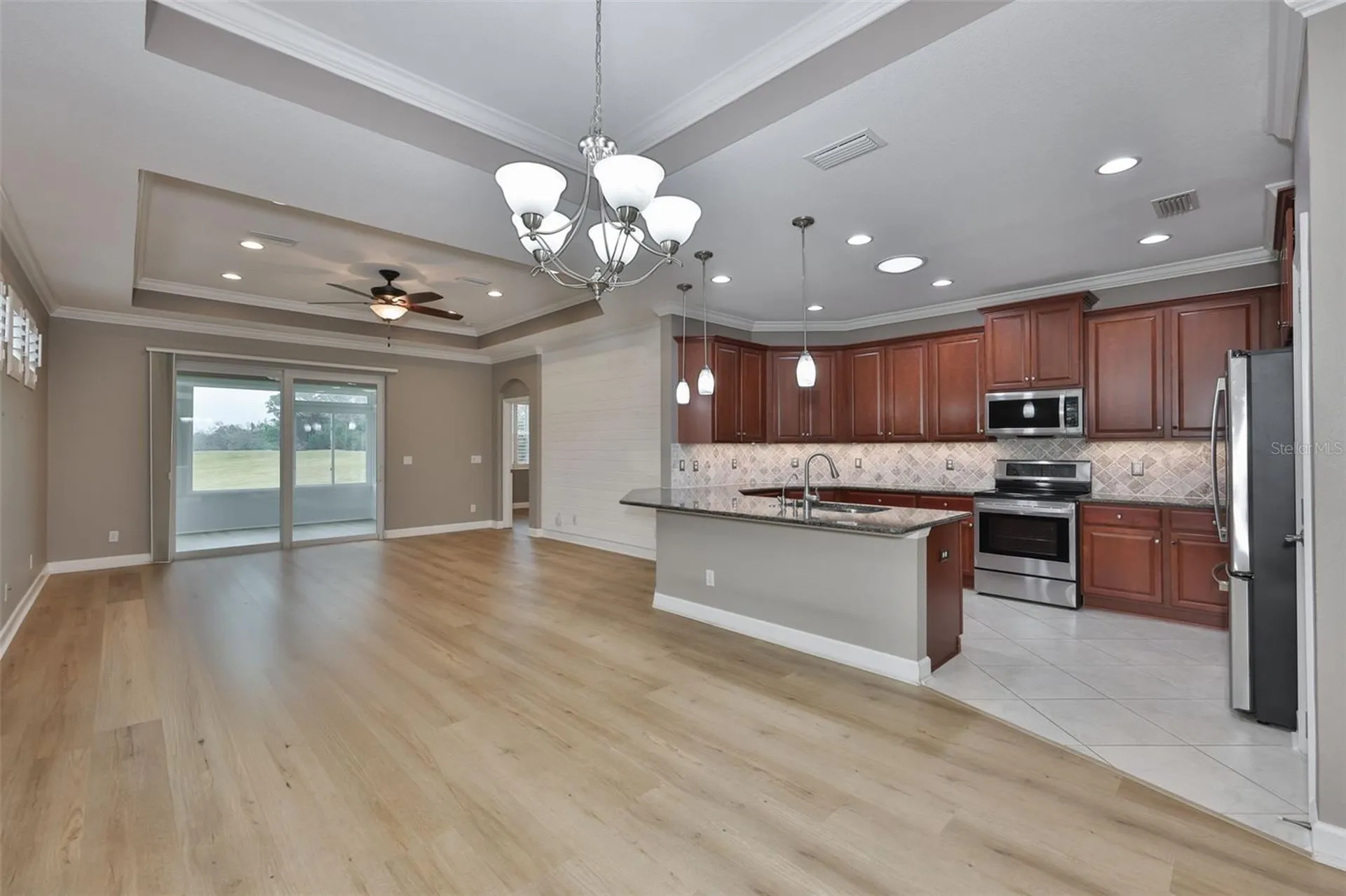 2203 Oakley Green Drive Sun City Center FL 33573
