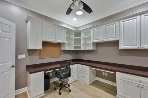 2203 Oakley Green Drive Sun City Center FL 33573