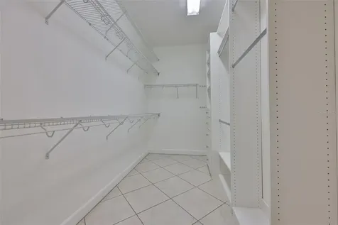 2203 Oakley Green Drive Sun City Center FL 33573