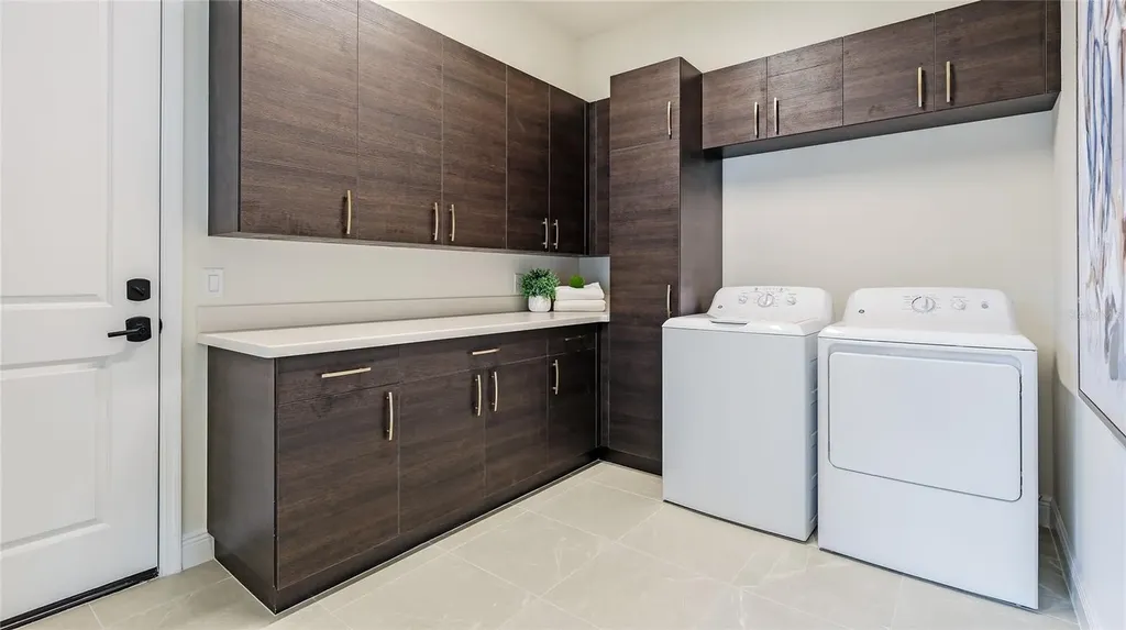 1504 Corfu Place Sarasota FL 34240