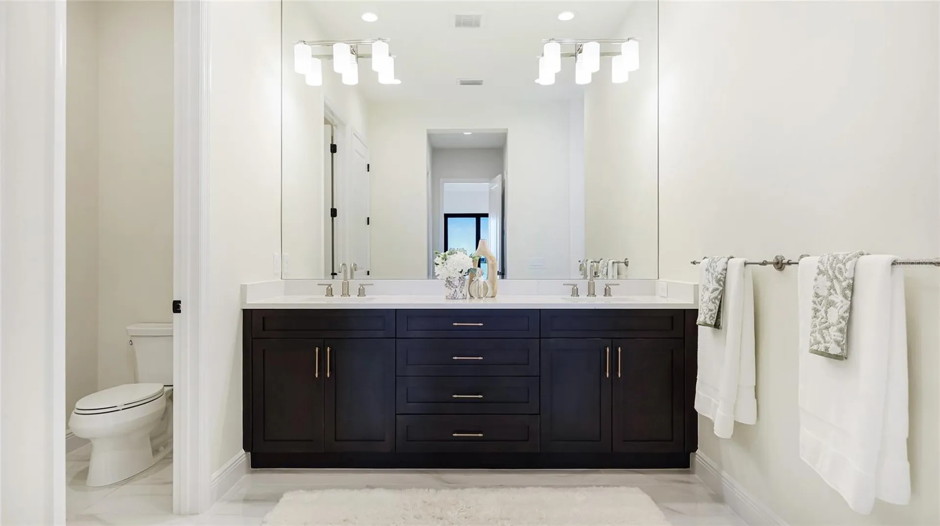 1504 Corfu Place Sarasota FL 34240