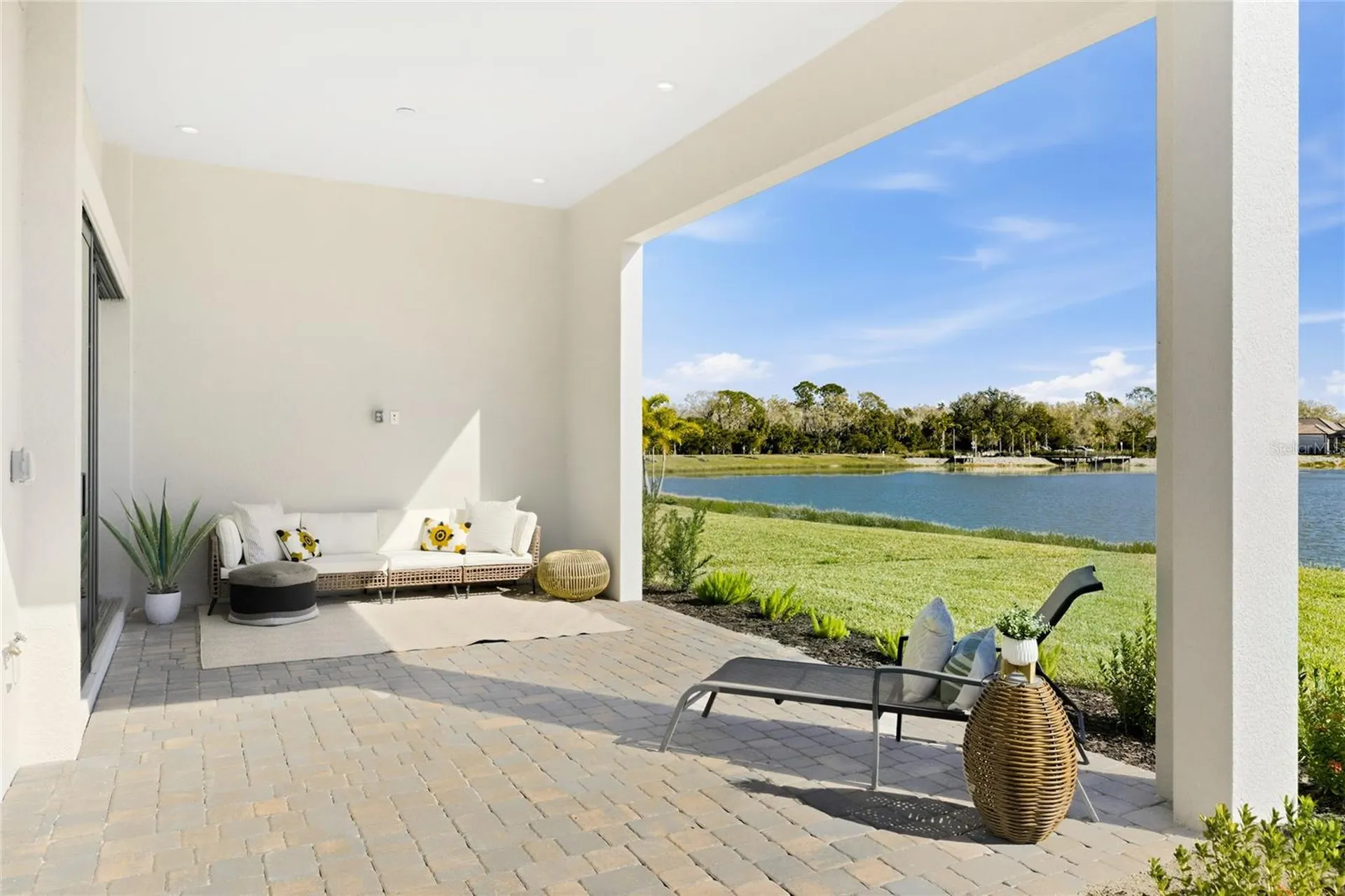 1504 Corfu Place Sarasota FL 34240