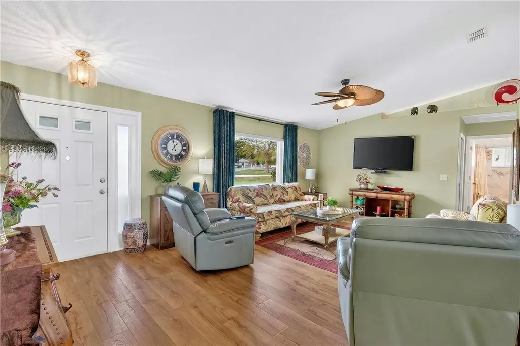 10447 SW 62nd Court Ocala FL 34476