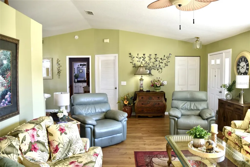 10447 SW 62nd Court Ocala FL 34476