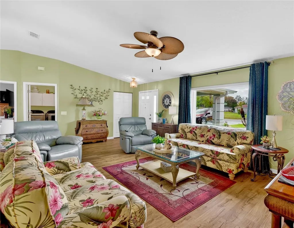 10447 SW 62nd Court Ocala FL 34476