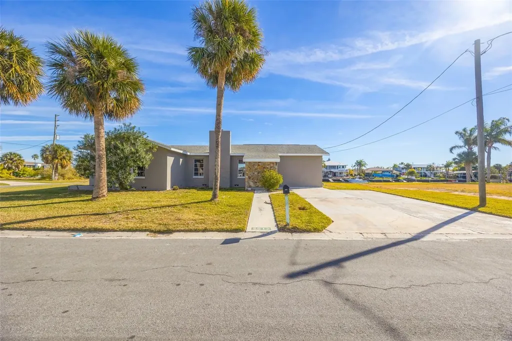 4512 Haiti Drive Hernando Beach FL 34607