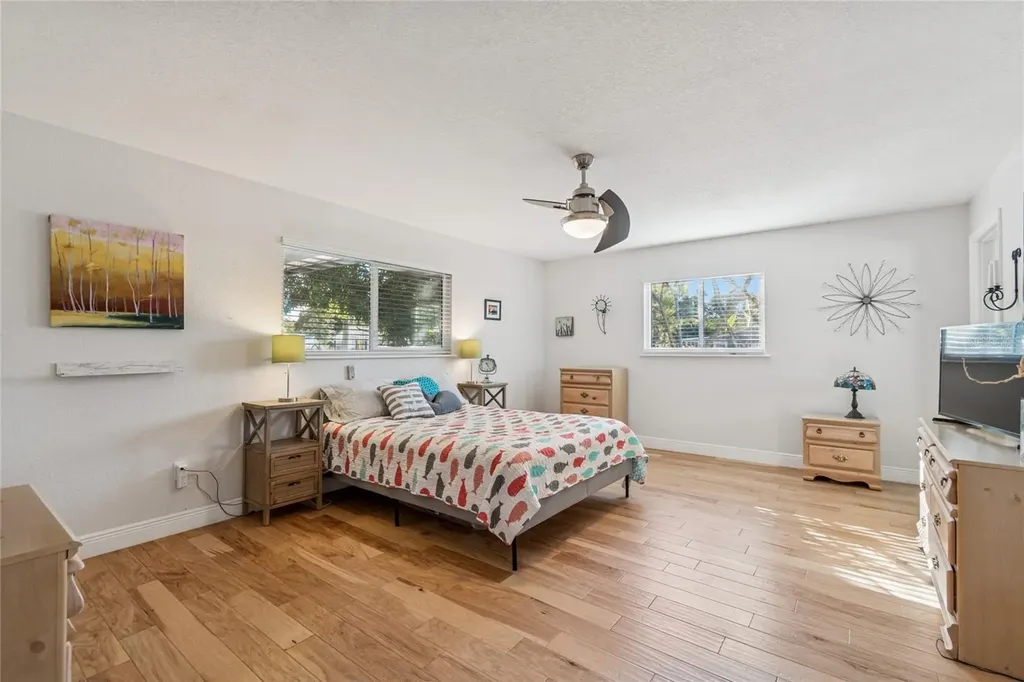 6049 9th Avenue S Gulfport FL 33707