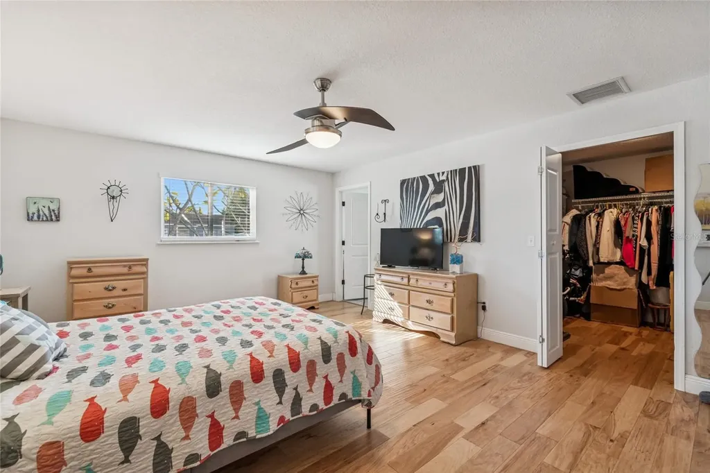6049 9th Avenue S Gulfport FL 33707