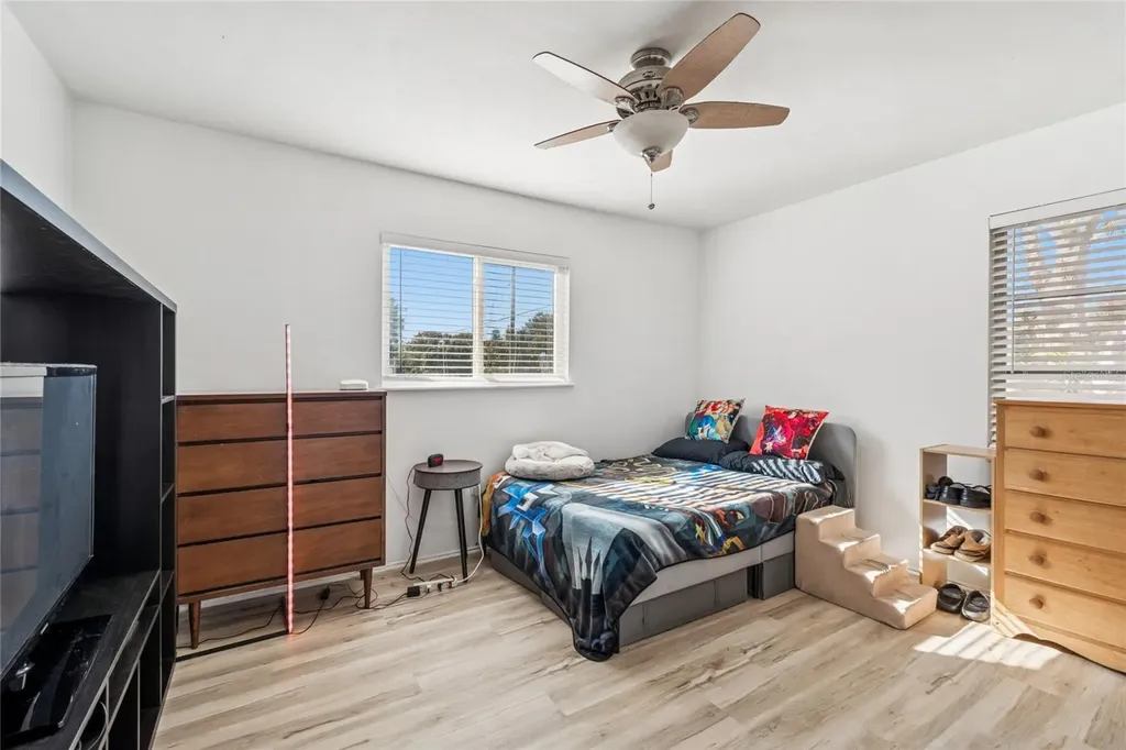 6049 9th Avenue S Gulfport FL 33707