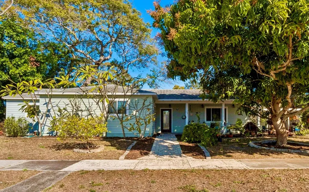 6049 9th Avenue S Gulfport FL 33707