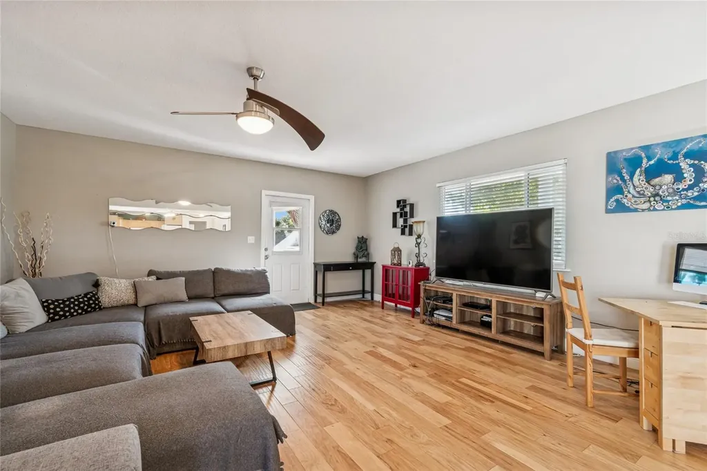 6049 9th Avenue S Gulfport FL 33707