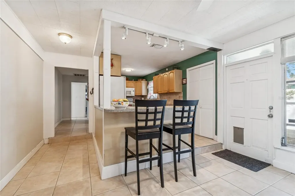 6049 9th Avenue S Gulfport FL 33707