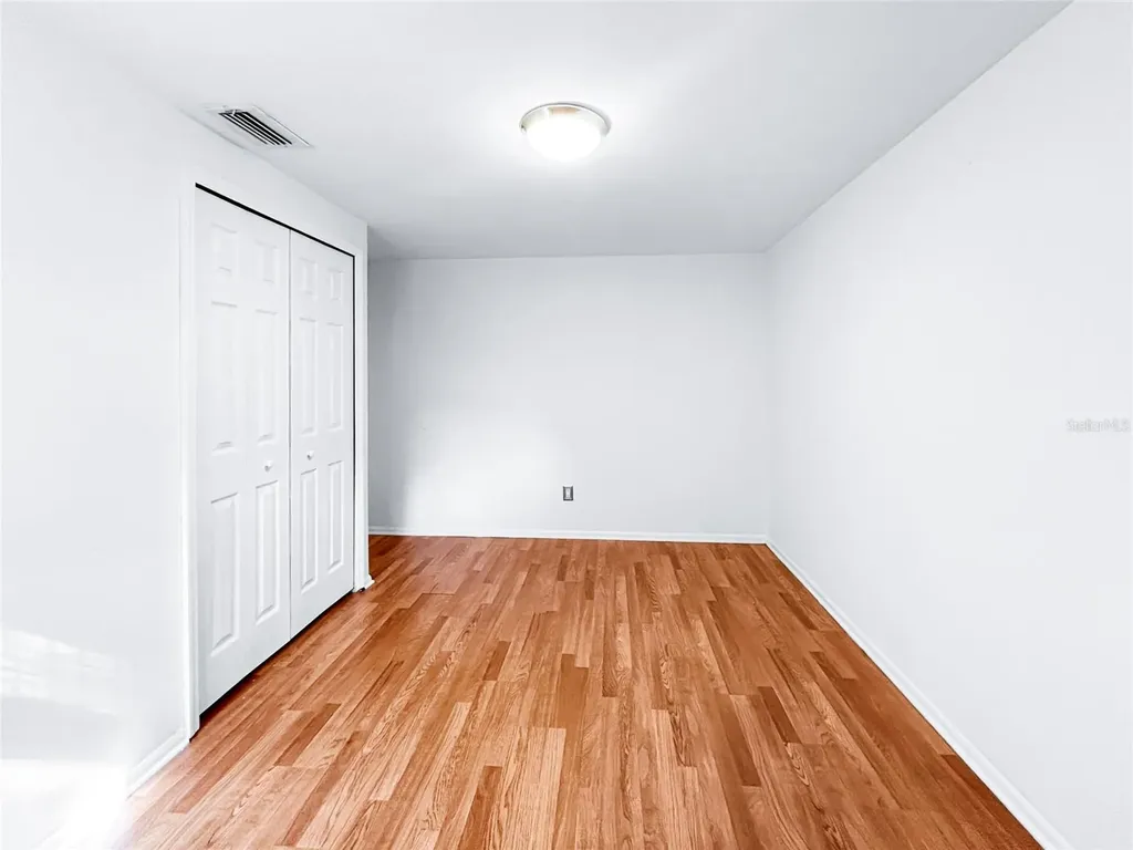 2926 W Tyson Avenue Tampa FL 33611