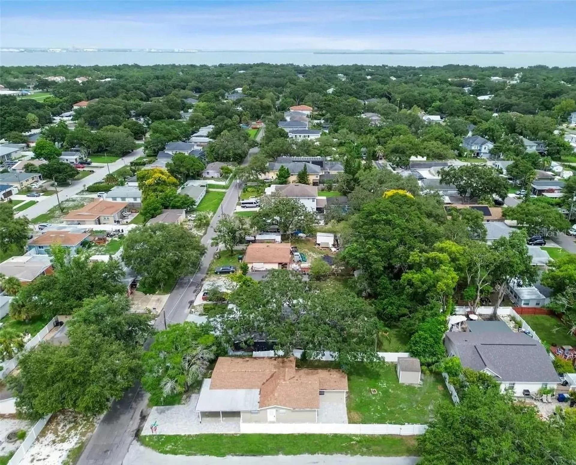 2926 W Tyson Avenue Tampa FL 33611