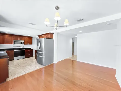 2926 W Tyson Avenue Tampa FL 33611