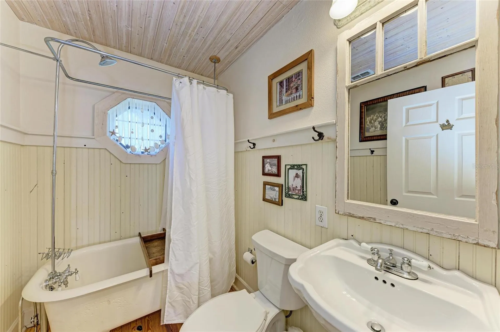 2308 Canasta Drive Bradenton Beach FL 34217