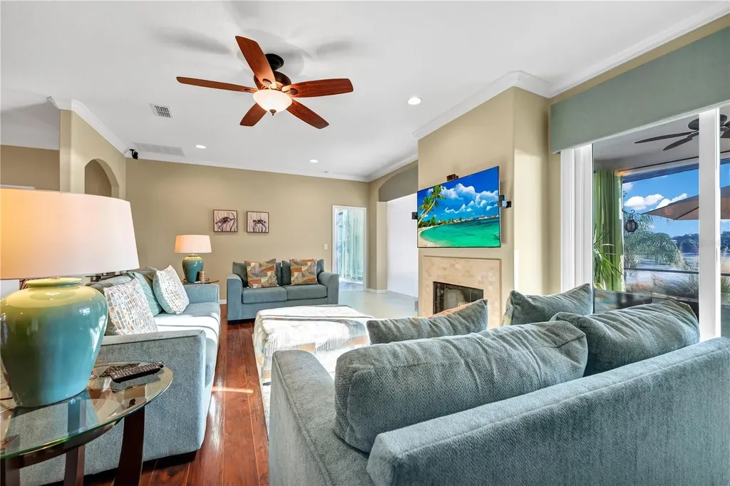 911 Shawna Shores Haines City FL 33844