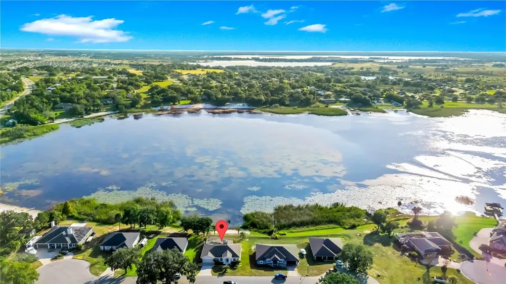911 Shawna Shores Haines City FL 33844