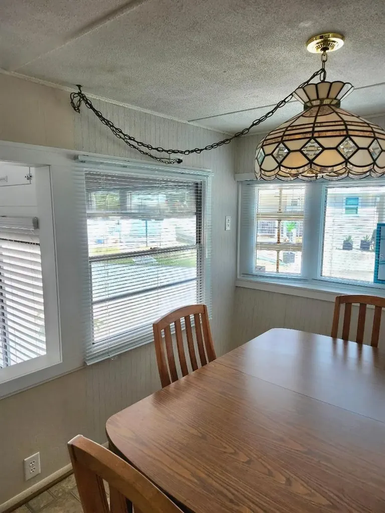 6522 Massachusetts Street Bradenton FL 34207