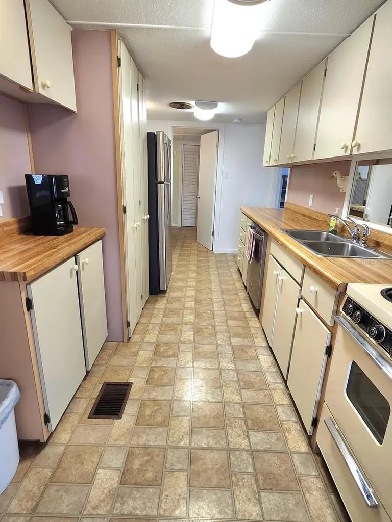 6522 Massachusetts Street Bradenton FL 34207