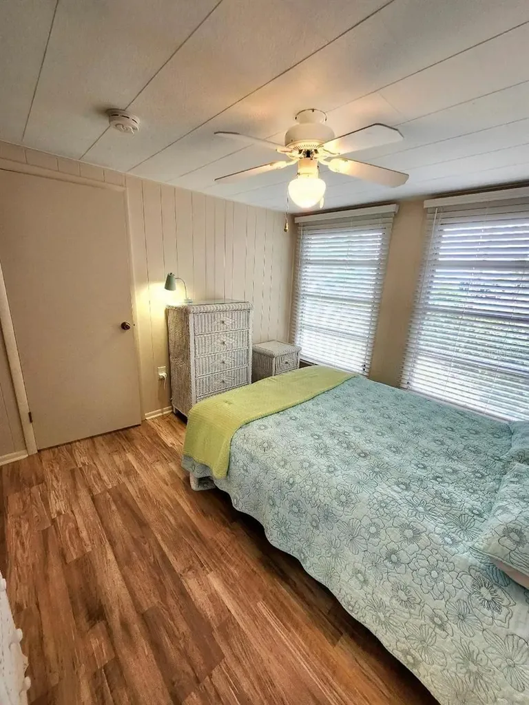 6522 Massachusetts Street Bradenton FL 34207