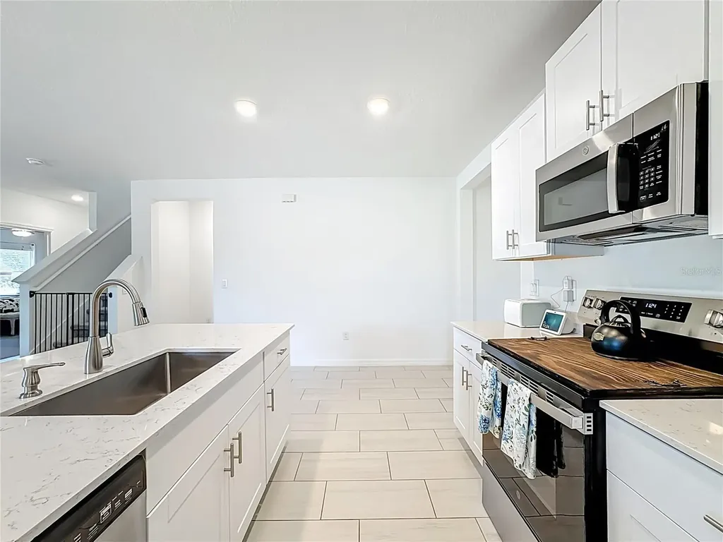 5032 Eagle Rock Drive Wimauma FL 33598