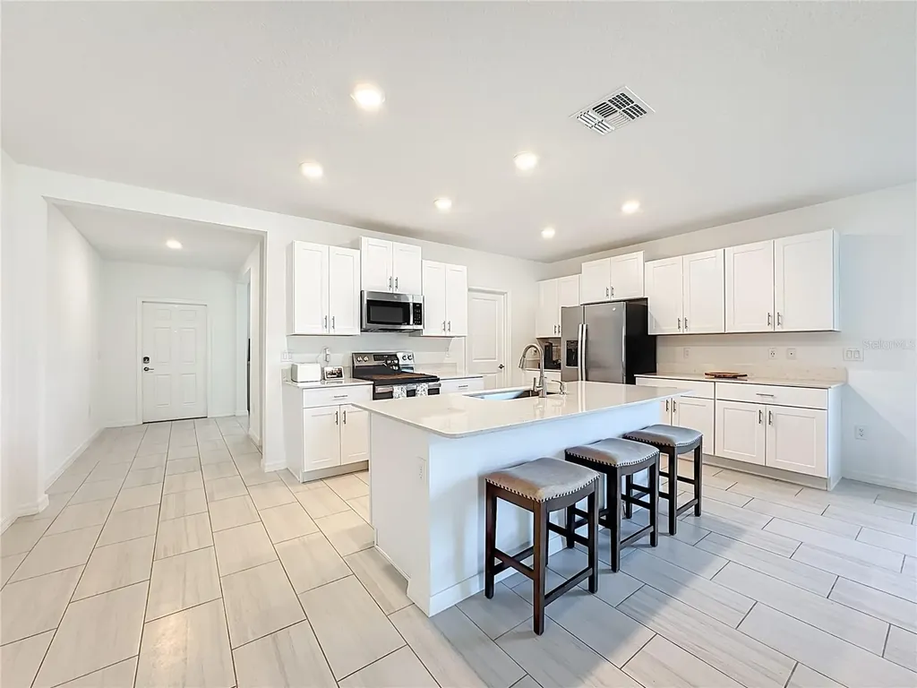 5032 Eagle Rock Drive Wimauma FL 33598
