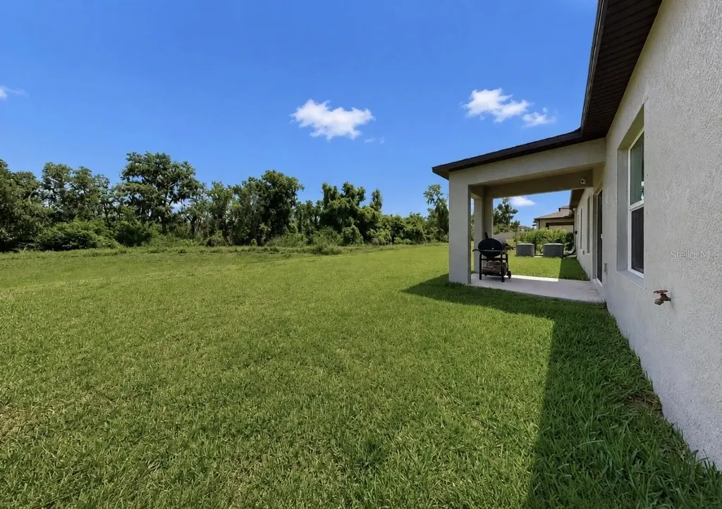 5032 Eagle Rock Drive Wimauma FL 33598