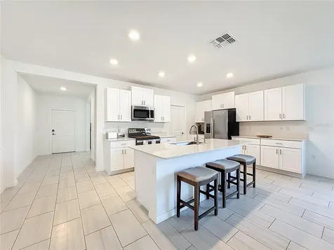 5032 Eagle Rock Drive Wimauma FL 33598