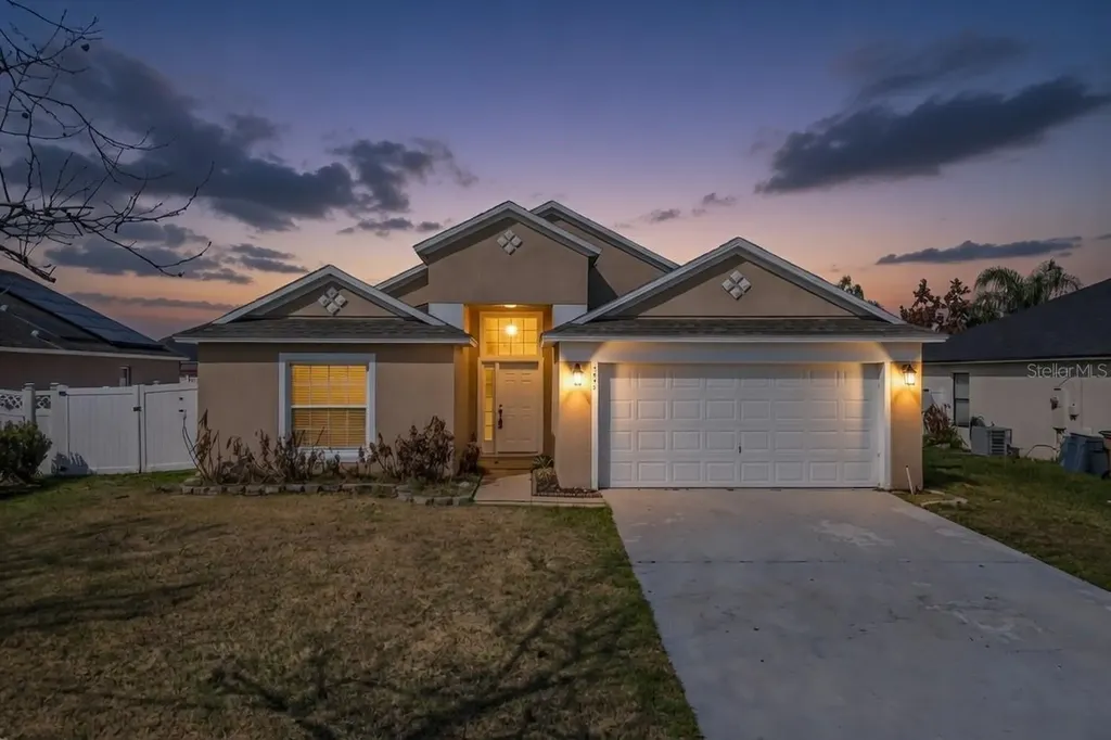 4655 Doral Park Avenue Kissimmee FL 34758