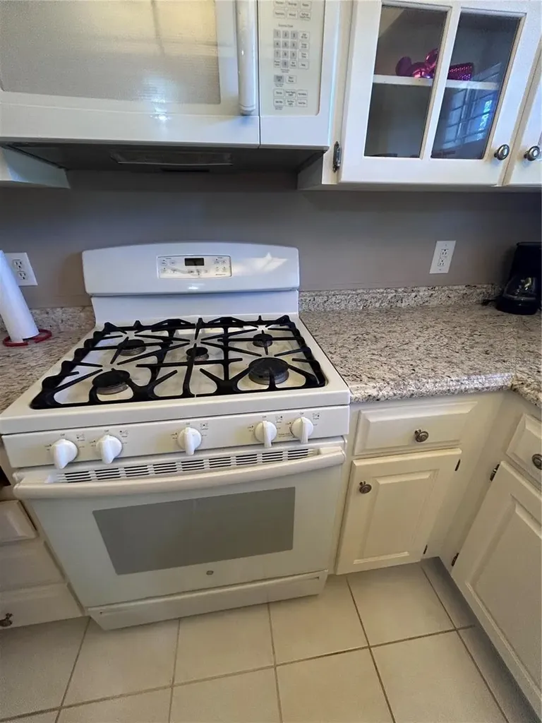150 El Dorado Winter Haven FL 33884