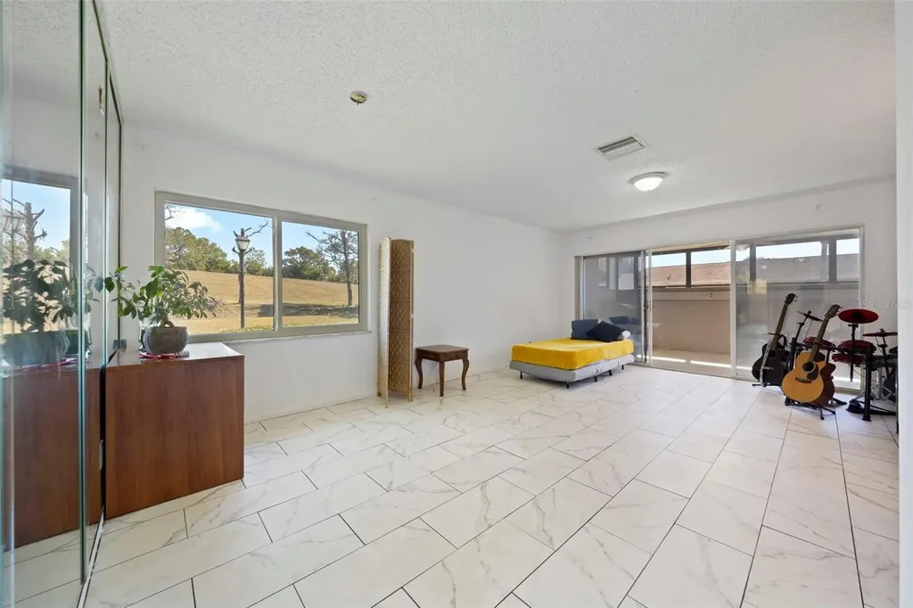 2484 Laurelwood Drive Clearwater FL 33763