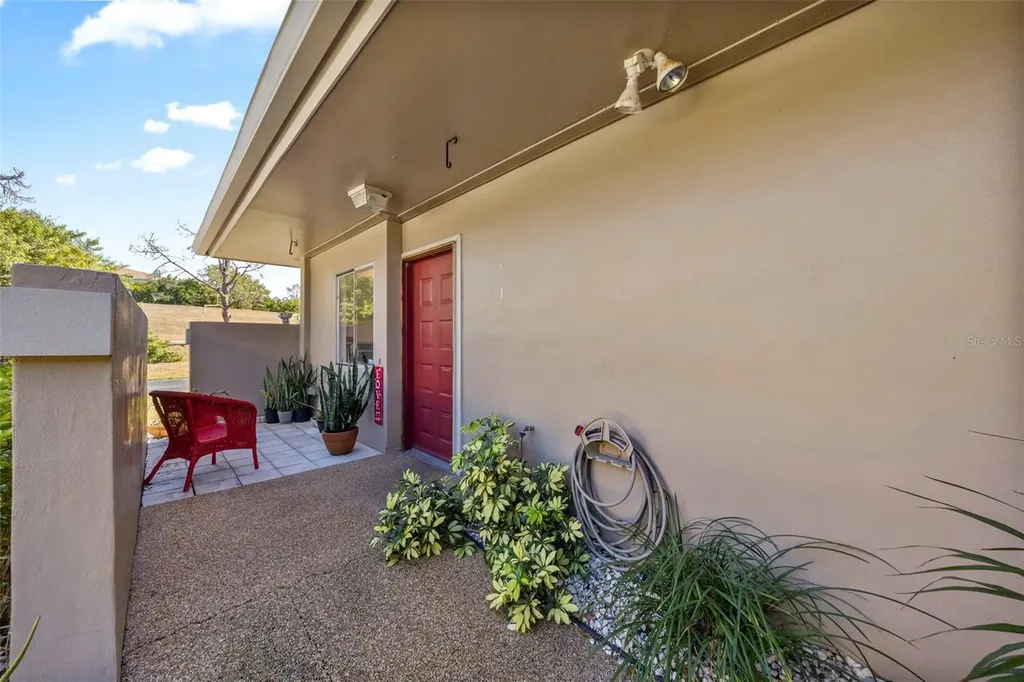 2484 Laurelwood Drive Clearwater FL 33763
