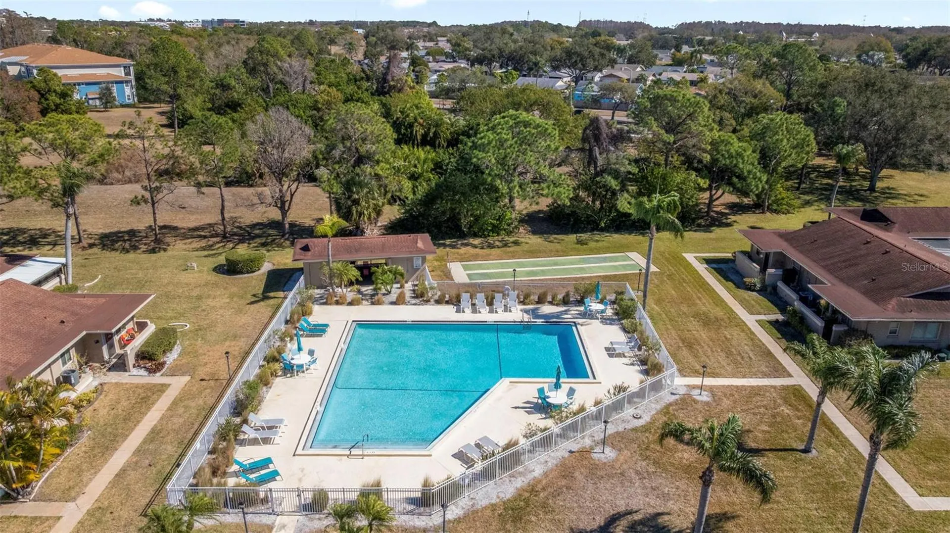 2484 Laurelwood Drive Clearwater FL 33763