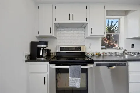 2484 Laurelwood Drive Clearwater FL 33763